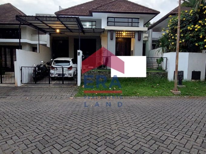 Dijual Rmah Riverside Malang