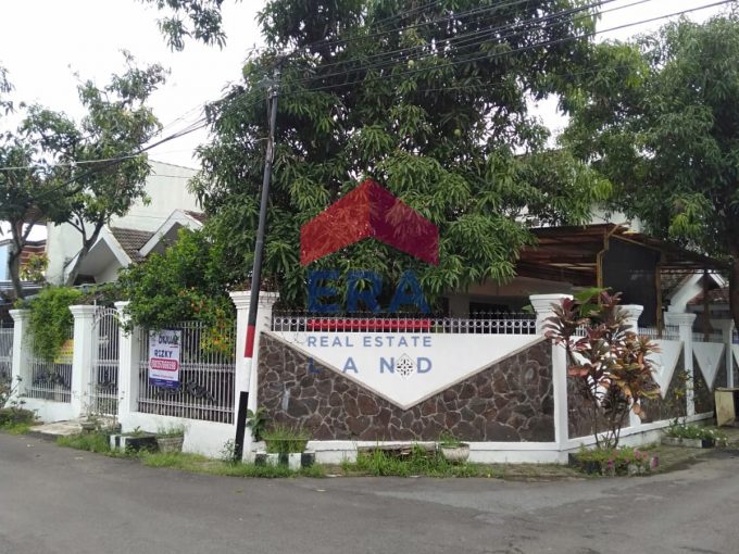 Dijual Rumah di Jalan Bukit Hijau Malang