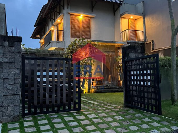 Dijual Rumah di Graha Golf Malang