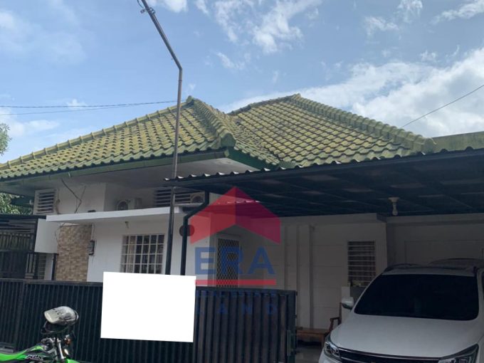 Dijual Rumah di Jalan Layur Malang