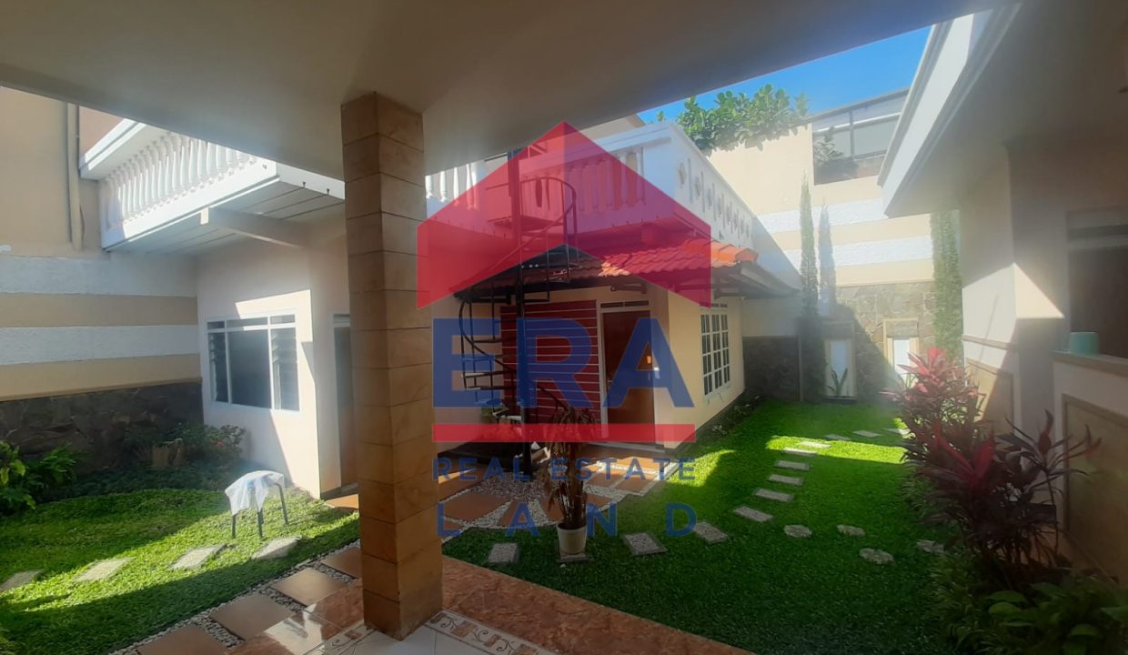 WhatsApp Image 2023-05-29 at 12.29.50 (1)