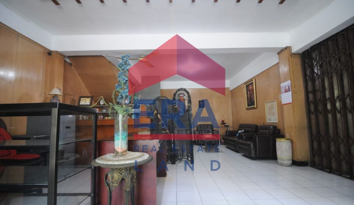 WhatsApp Image 2023-06-13 at 09.40.05 (1)