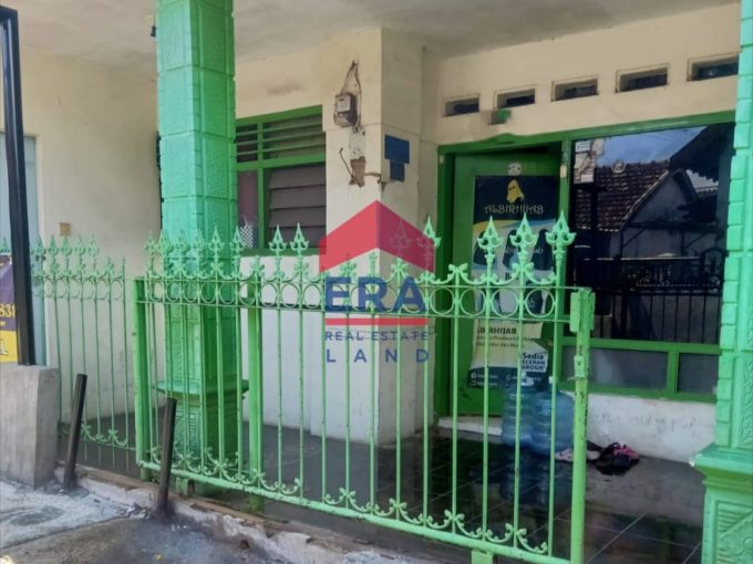Dijual Rumah di Jalan IR Rais Malang